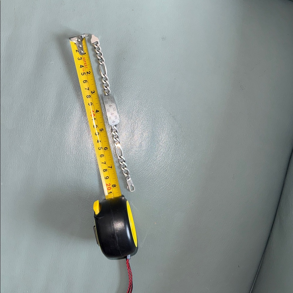 Gucci NWT Authentic Signature Men's GG and Bee Chain ID Bracelet - Picture 2 of 13